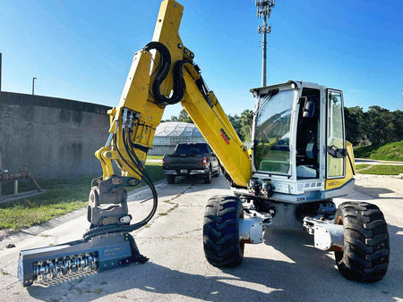 PROMAC LSM series working photo — representative configuration