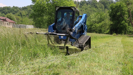 Blue Diamond severe duty open front brush cutter open front deck detail