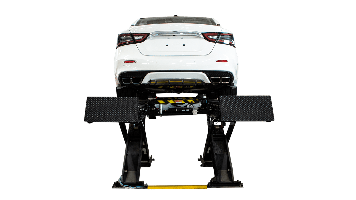 Challenger SX14 14,000 lb scissor alignment lift